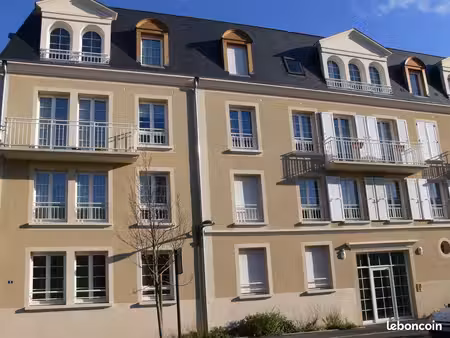 a louer t1 avec garage fermé en sous-sol