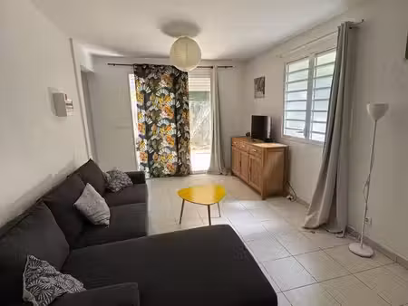 à louer – t2 bas de villa meublé– les trois-îlets (anse à l’âne)