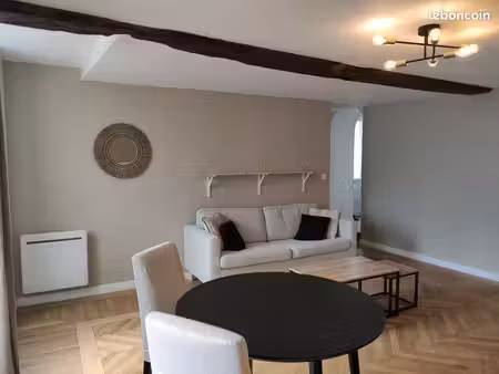 grand t2 meublé – 70 m² – champniers (16430)