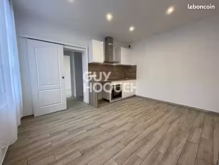 appartement 3 pièces 42 m²