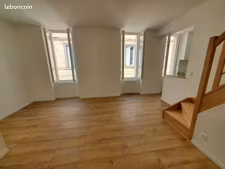 appartement 3 pièces 50 m²