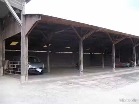 stockage location 10km de mayenne camping car