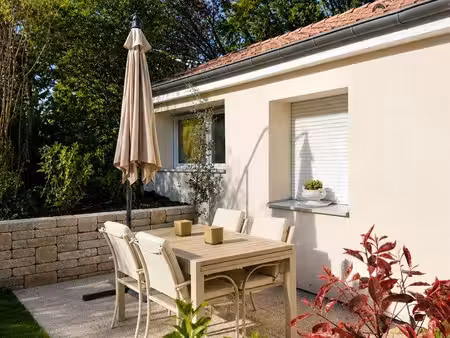 superbe maison rénovée au calme