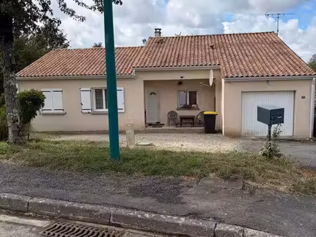 maison plain pied a montemboeuf