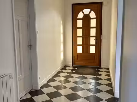maison 6 pièces 90 m²