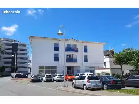 studio à l'année (bail reconductible) sur anglet le busquet