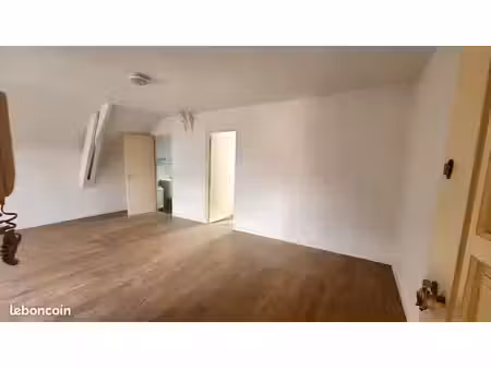 studio 1 pièce 35 m²