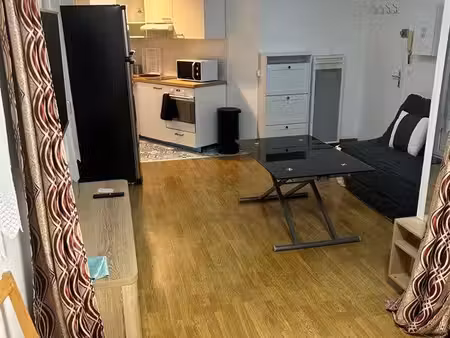 studio meublé 28m² avec balcon
