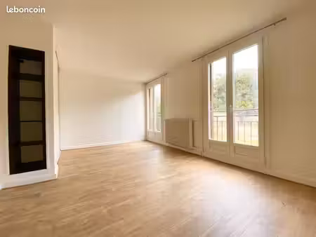 studio 1 pièce 29 m²