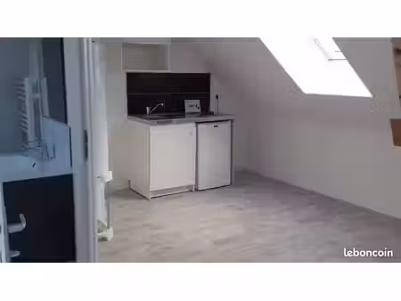 studio 1 pièce 18 m²