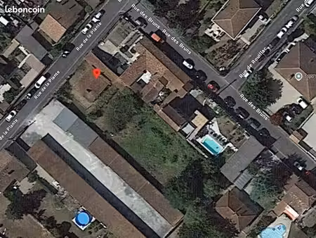 terrain 1 200 m² cognac