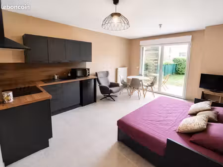meublé état neuf confortable + parking + jardin