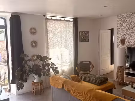 location appartement salon-la-tour