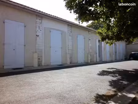 location t1 étudiant