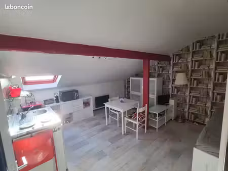 loue studio 24.21m² au sol dont 16m² habitable meublé et équipé cc-proche paris