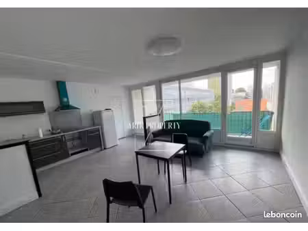 appartement 3 pièces 63 m²