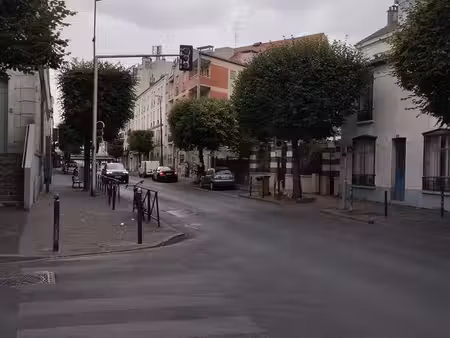 local commercial