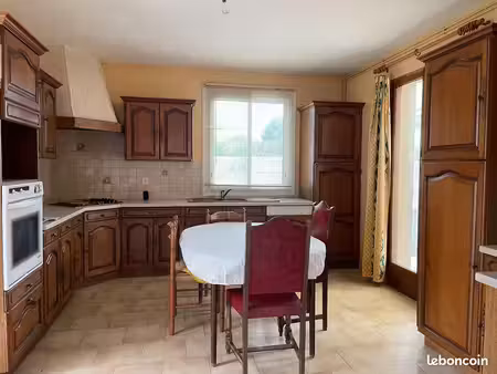 maison 6 pièces 130 m²