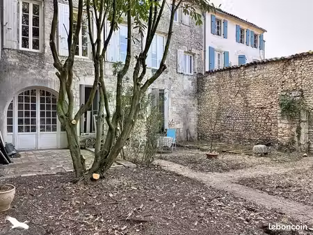 immeuble 285 m² marennes hiers brouage