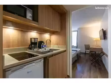studio 1 pièce 25 m²