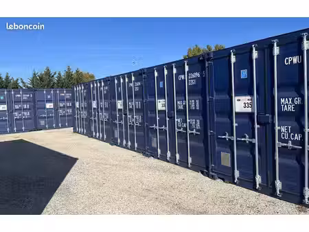 box de stockage et parking