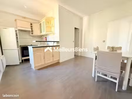 appartement 3 pièces 42 m²