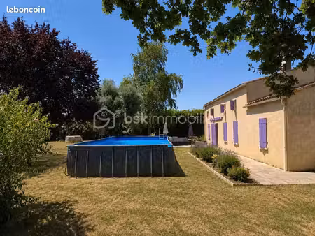 maison 7 pièces 220 m²