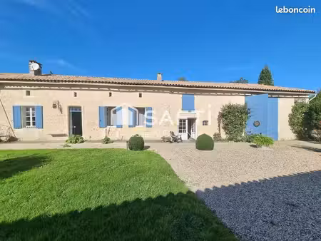 propriété 4 pièces 134 m²