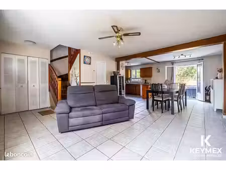 maison 5 pièces 90 m²