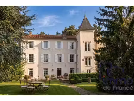 maison à vendre l'étrat