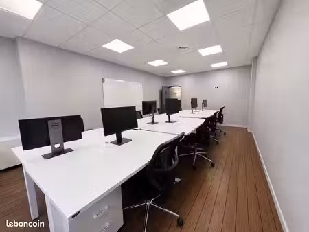 bureau privatif 8 postes – tout inclus – proche la rochelle | rhinos cowork
