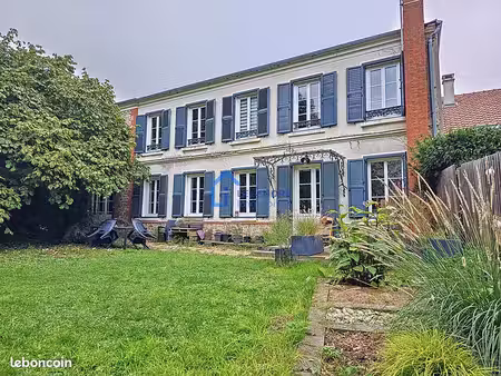 maison 6 pièces 183 m²
