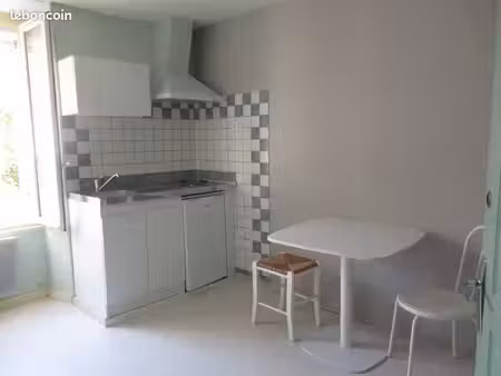 location studio 15m2