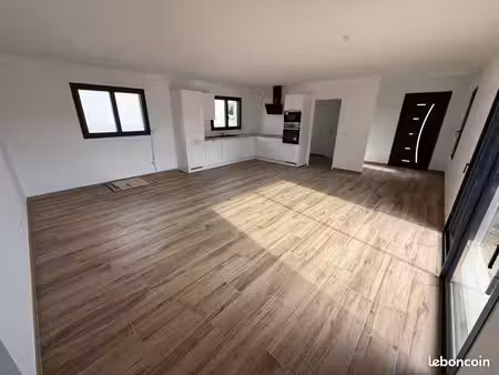 maison neuve t4 à louer