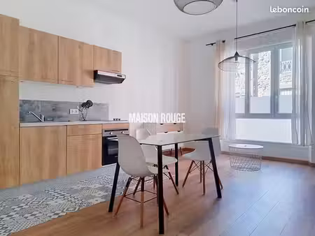 immeuble 12 pièces 187 m²