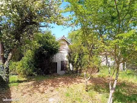 terrain 391 m² saint-yrieix-la-montagne