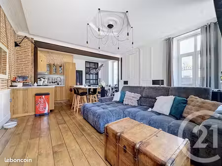 appartement 2 pièces 61 m²
