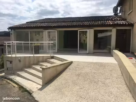 sarlat local commercial 135m2