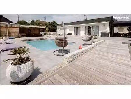 maison 218 m² avec piscine chauffée et terrain 2 873 m² – besançon