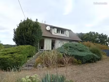 pouilley-français maison 129m2 sur beau terrain arboré 13 ares