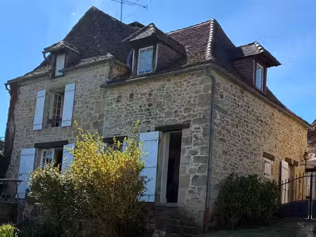 belle maison périgourdine