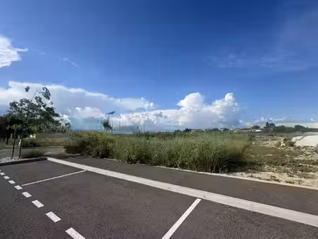 terrain constructible viabilisé à vendre