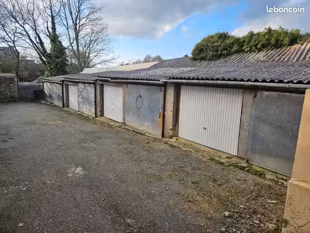 lot de 13 garages