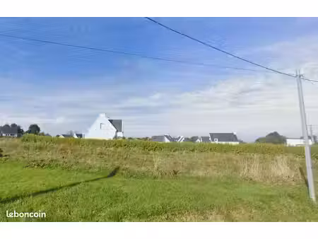 terrain 770 m² saint pabu
