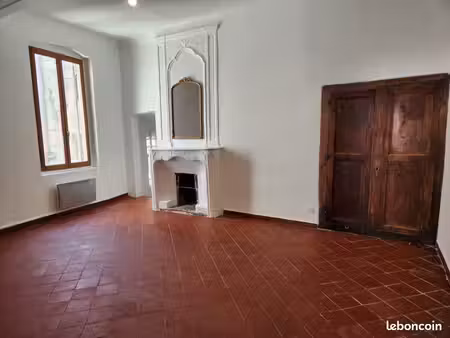 appartement 63m2 hyper centre sommieres