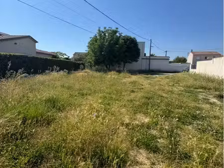 terrain constructible le rieu