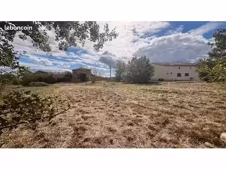 terrain 1 852 m² courry