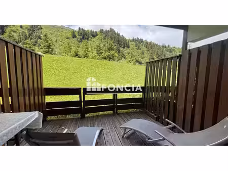meribel mottaret - studio avec grande terrasse et place de parking privée