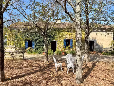 charmante maison de campagne avec vues dégagées