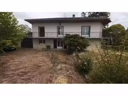 maison familiale proche commerces